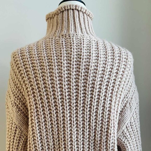 Unbranded Alabaster Rose Chunky Ribbed Cropped Turtleneck Sweater – US M - Picture 6 of 10